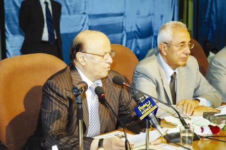 نائب الرئيس يلقي كلمته في افتتاح المؤتمر الرابع للتعليم العالي والبحث العلمي أمس